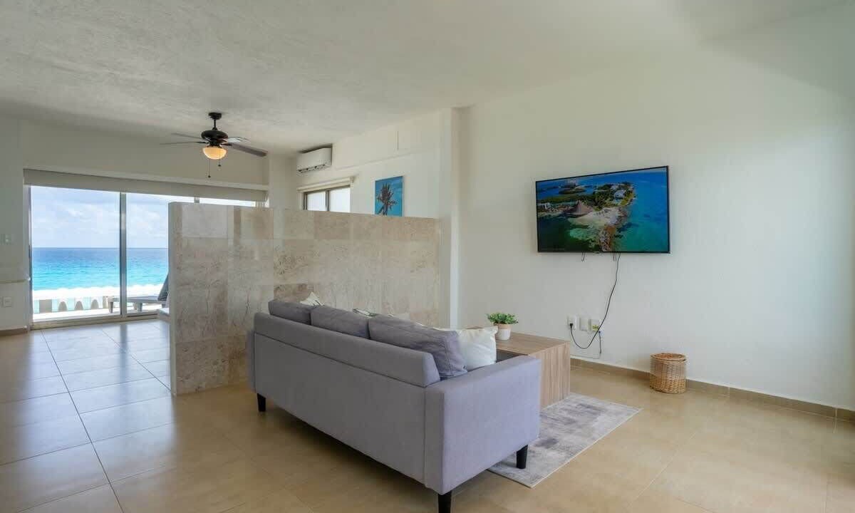 Photo of Livingroom in Punta Cancun