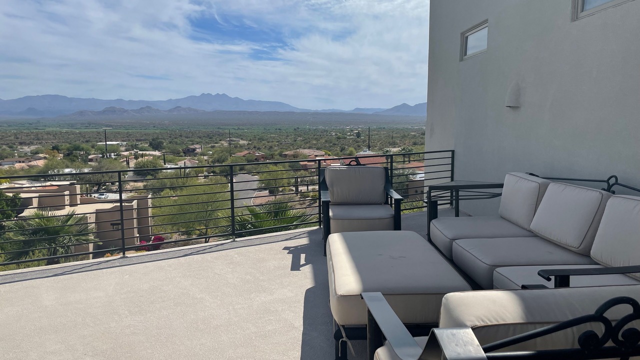 Photo of Patio Balcony in Diamante Del Lago