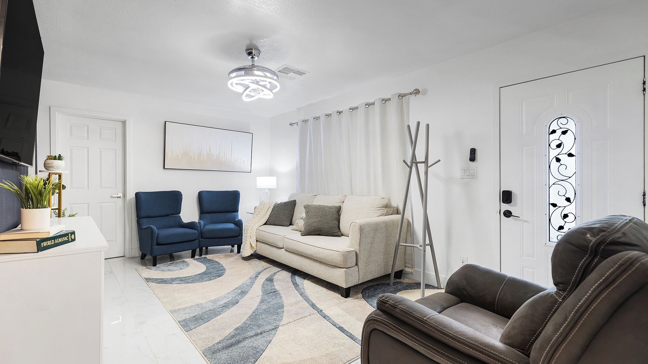 Photo of Livingroom in North Mountain