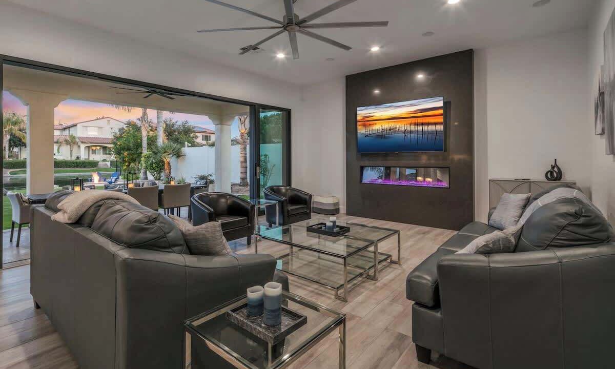 Photo of Livingroom in Balboa Way