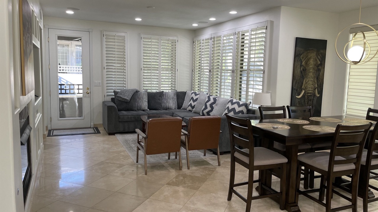 Photo of Livingroom in Kierland