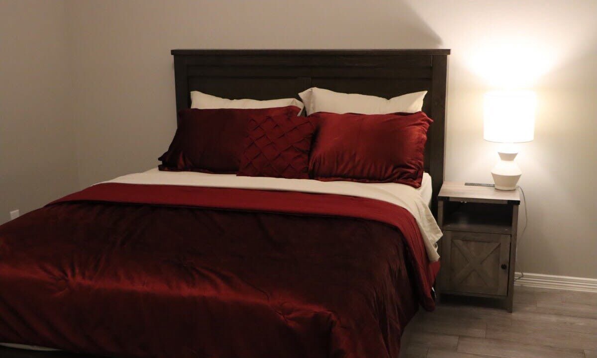 Photo of Bedroom in Edinburg