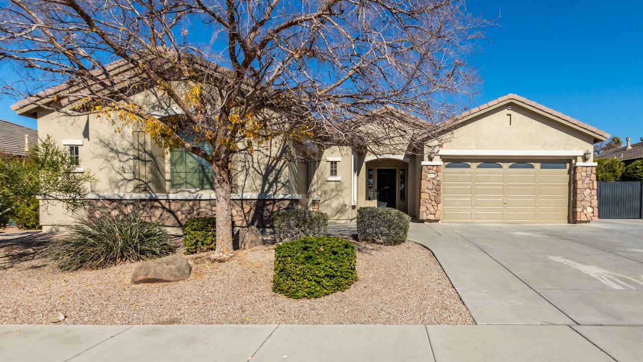 Photo of Outdoor in Rovey Farm Estates