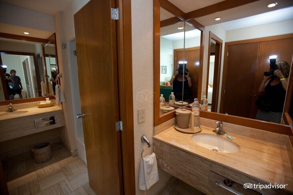 Photo of Bathroom in Mezcales