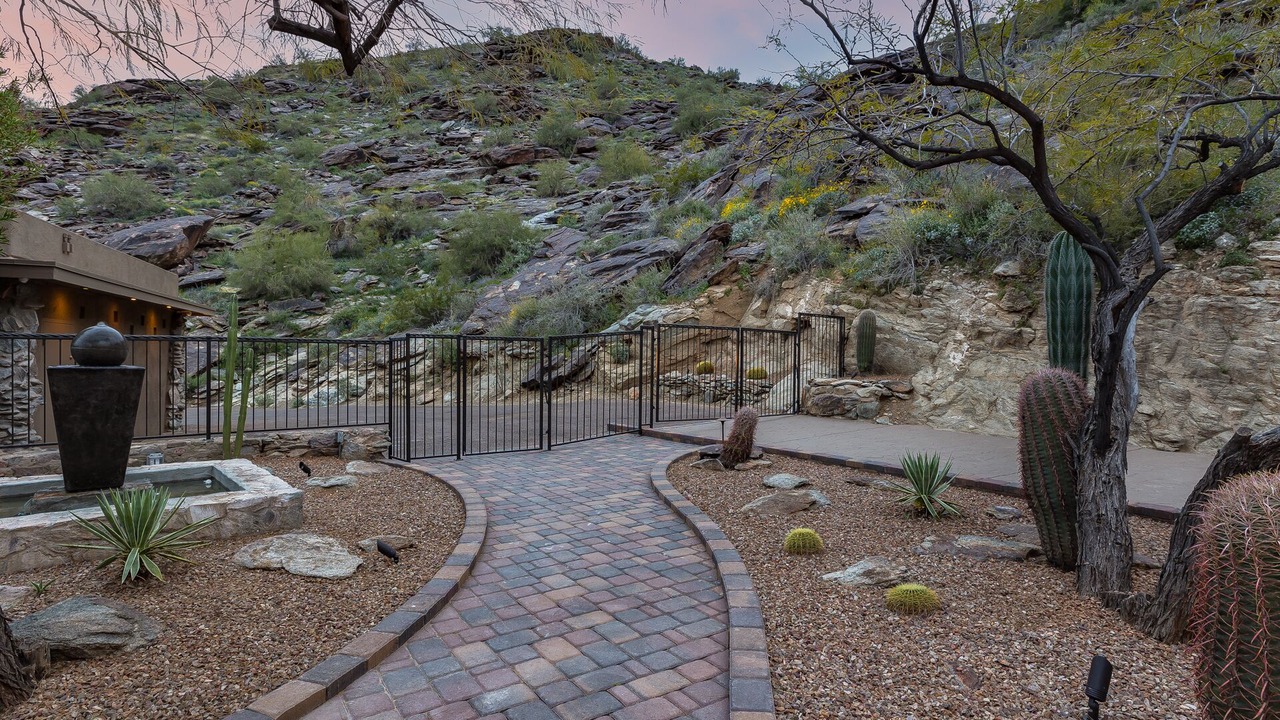 Photo of Outdoor in South Mountain