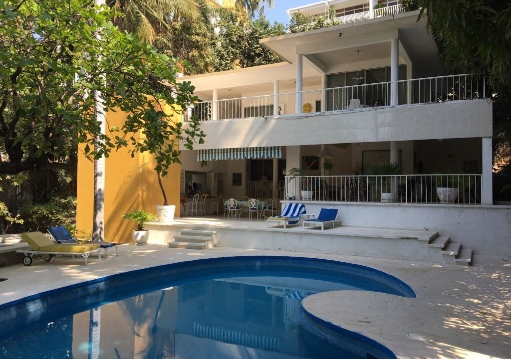 Photo of Outdoor in Costera Acapulco