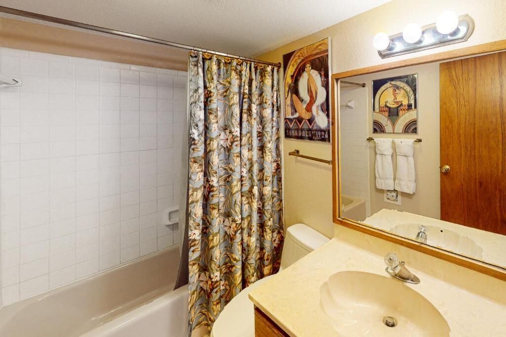 Photo of Bathroom in Port Isabel