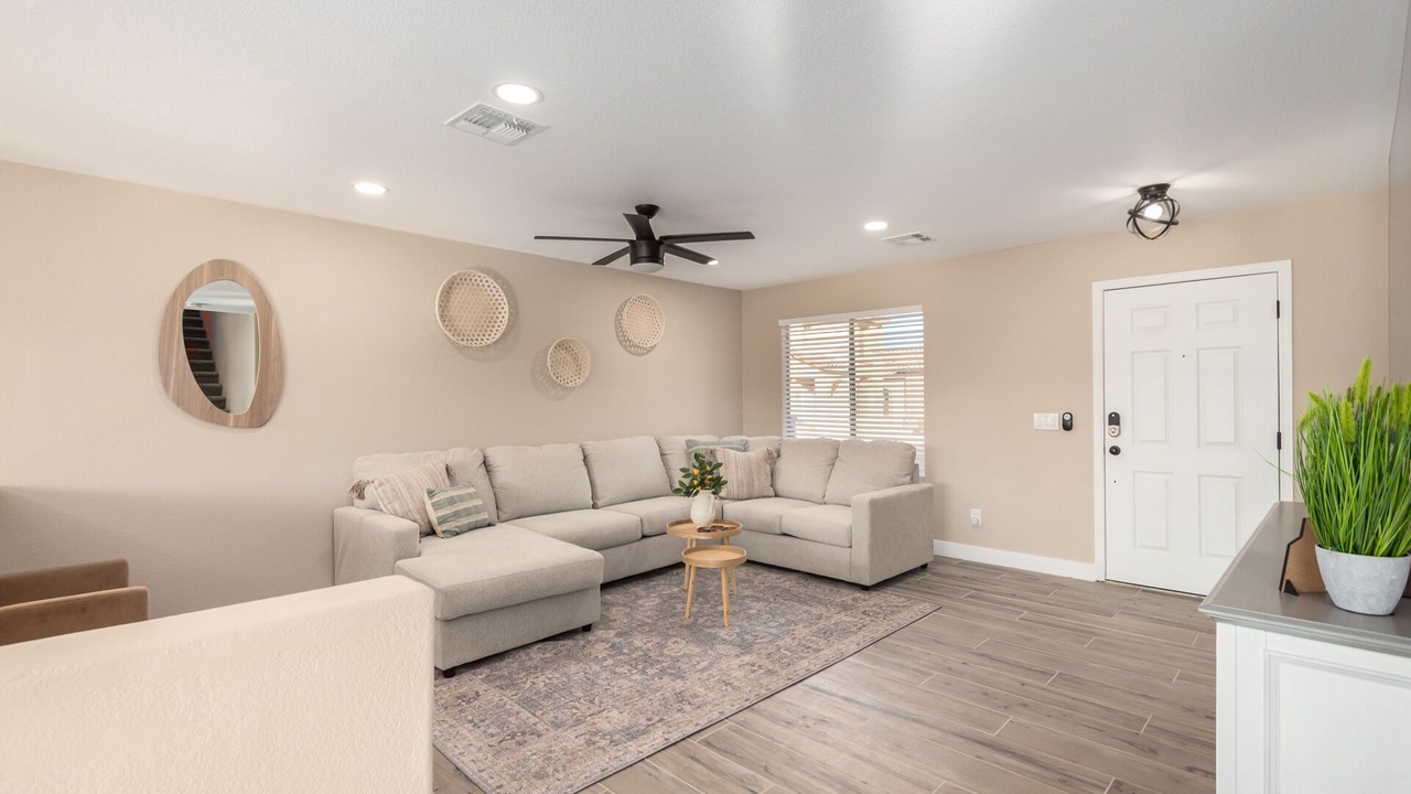 Photo of Livingroom in Sheely Farms