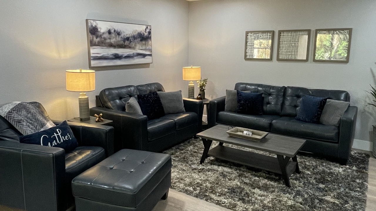 Photo of Livingroom in Camelback East
