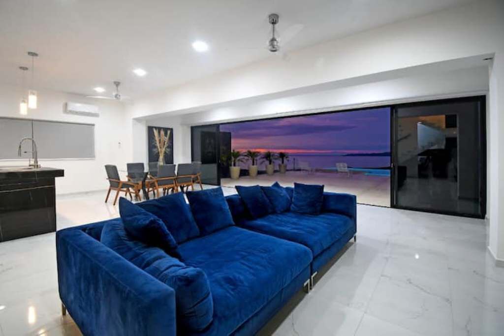 Photo of Livingroom in Pichilingue