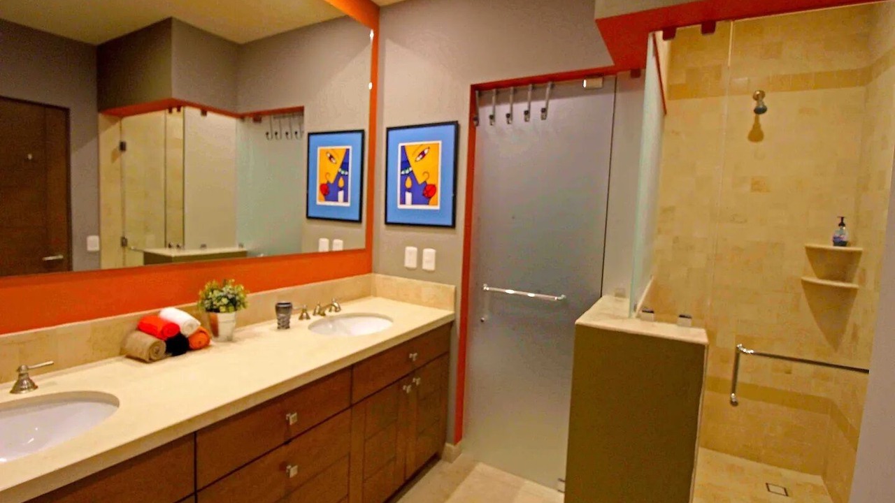 Photo of Bathroom in Sunset Beach
