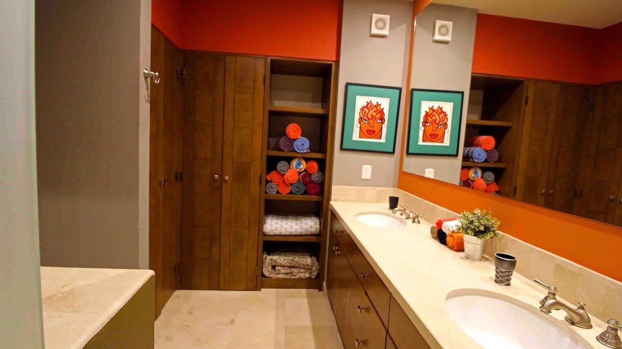 Photo of Bathroom in Sunset Beach