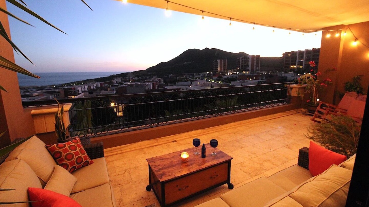 Photo of Patio Balcony in Sunset Beach