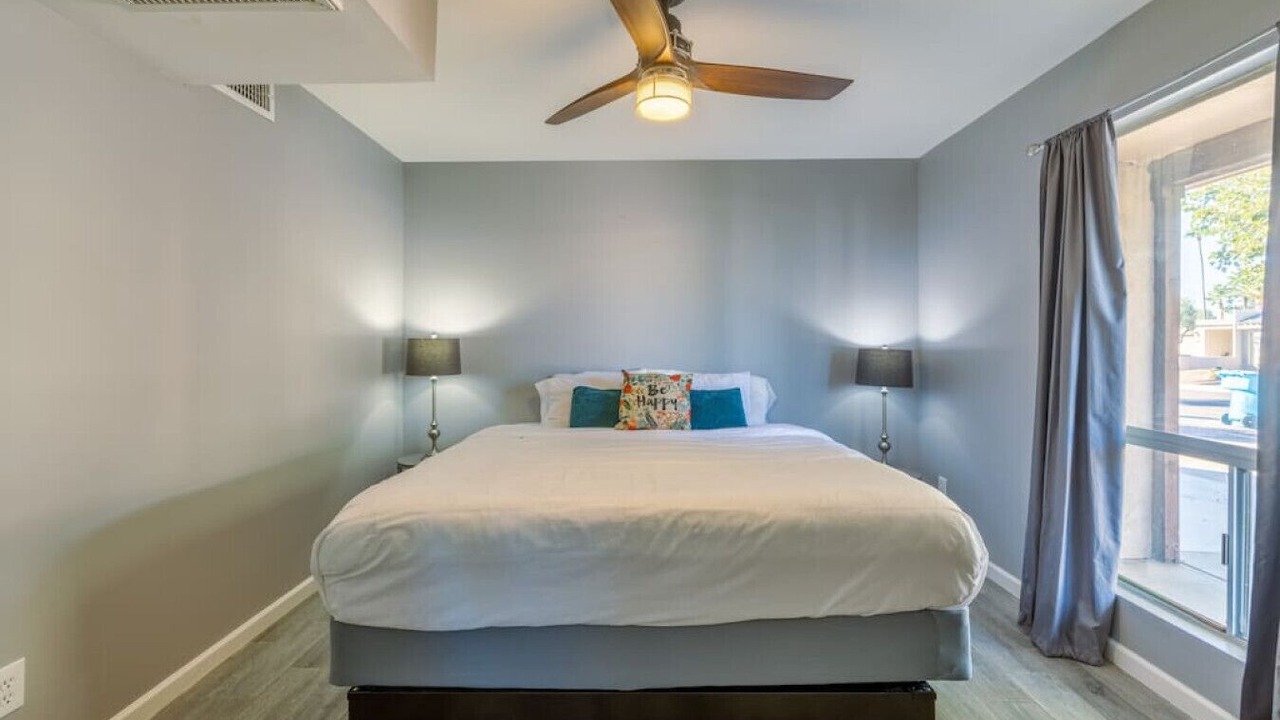 Photo of Bedroom in Raskin Estates