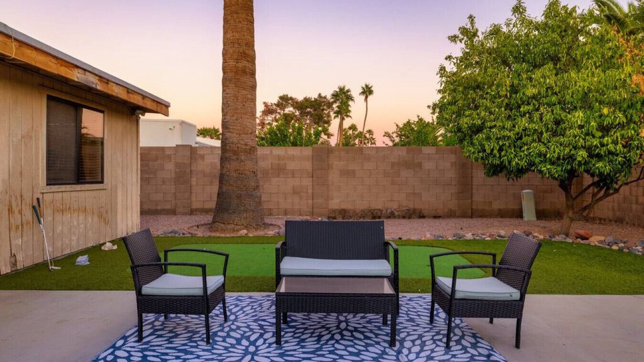 Photo of Patio Balcony in Raskin Estates