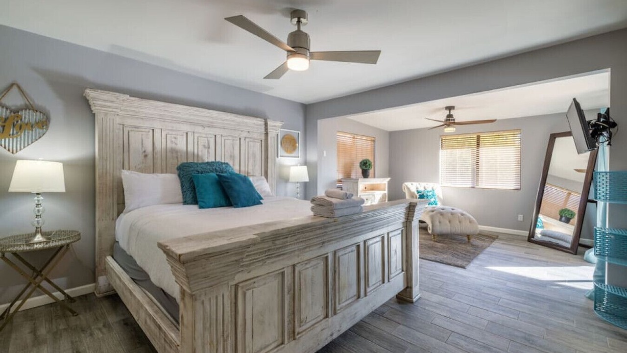 Photo of Bedroom in Raskin Estates