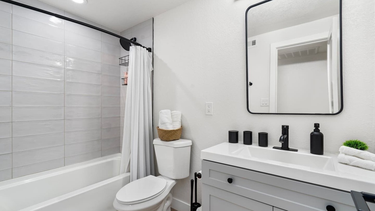 Photo of Bathroom in Encanto