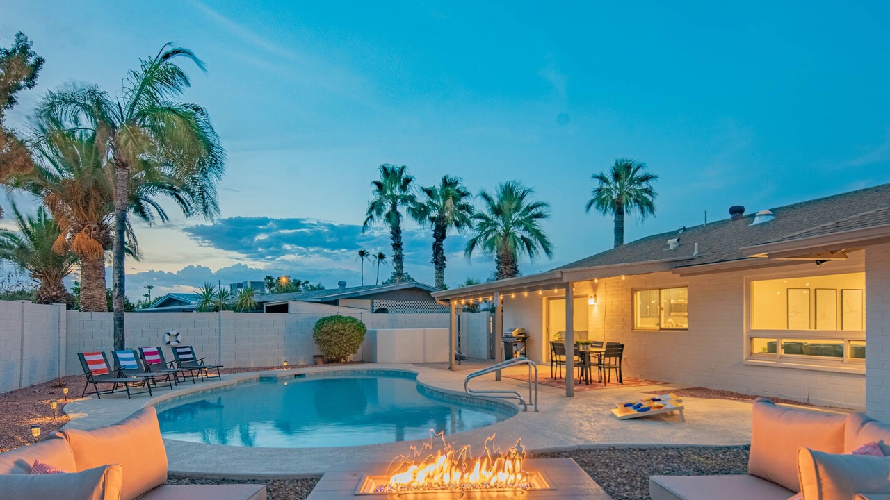 Photo of Others in Paradise Valley Village