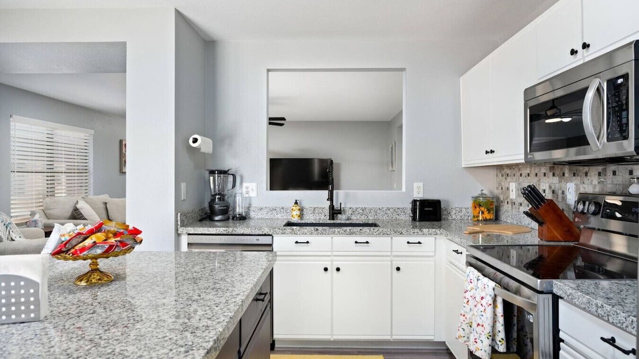 Photo of Kitchen in West Point Towne Center