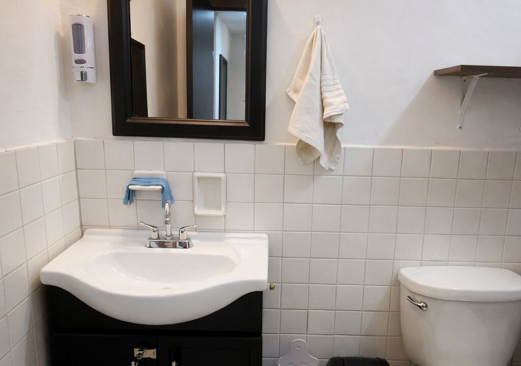 Photo of Bathroom in Monterrey Centro