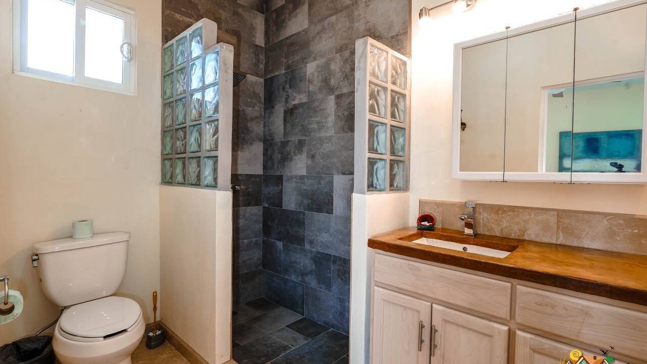 Photo of Bathroom in El Dorado Ranch