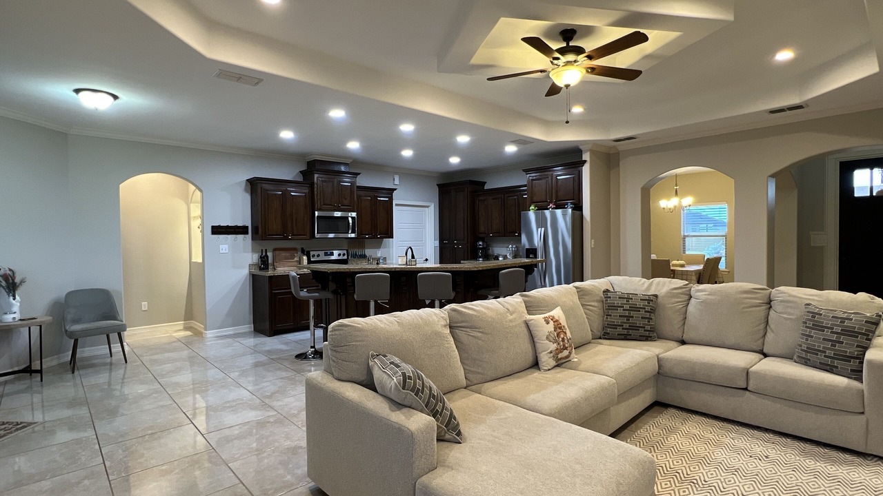 Photo of Livingroom in Brownsville