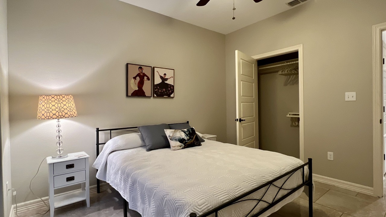 Photo of Bedroom in Brownsville