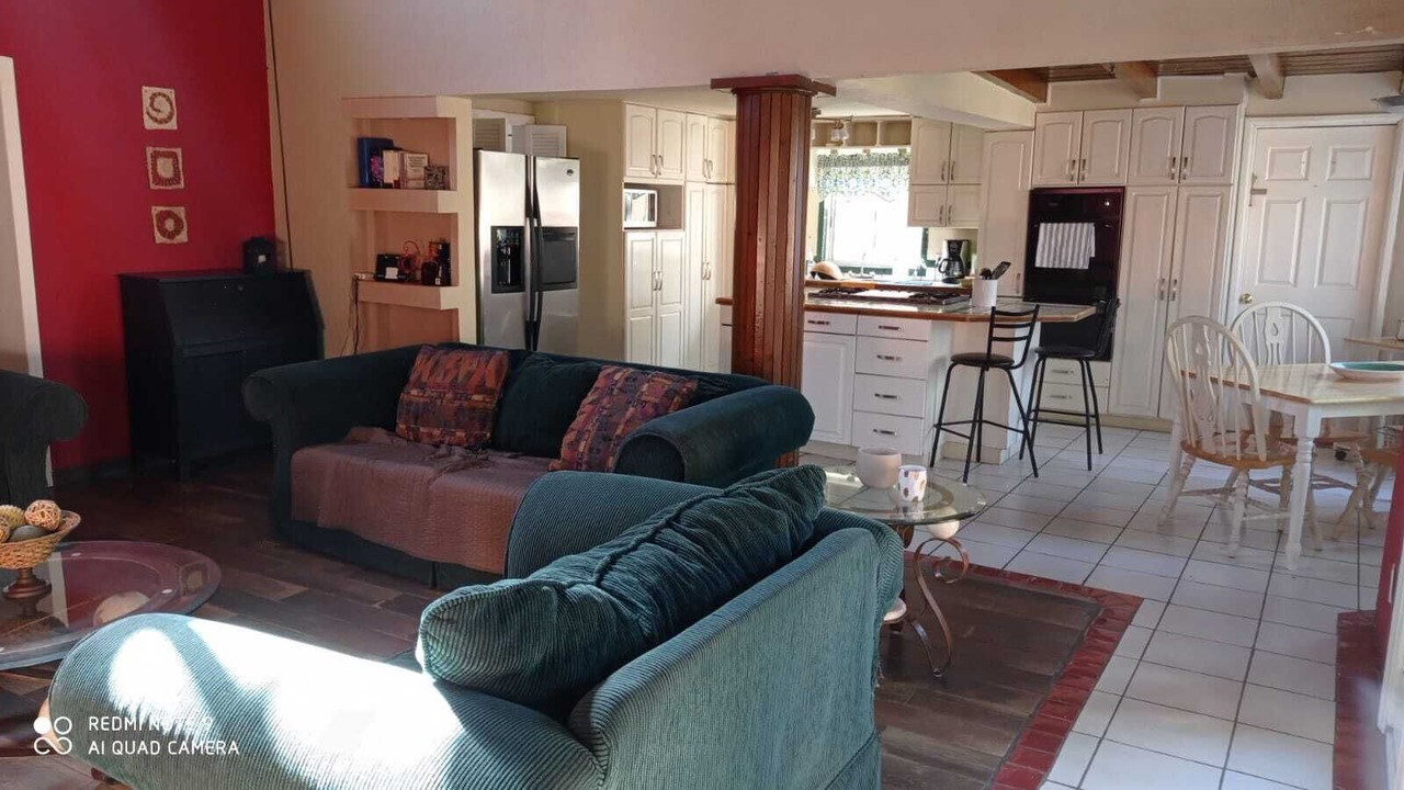 Photo of Livingroom in King Coronita