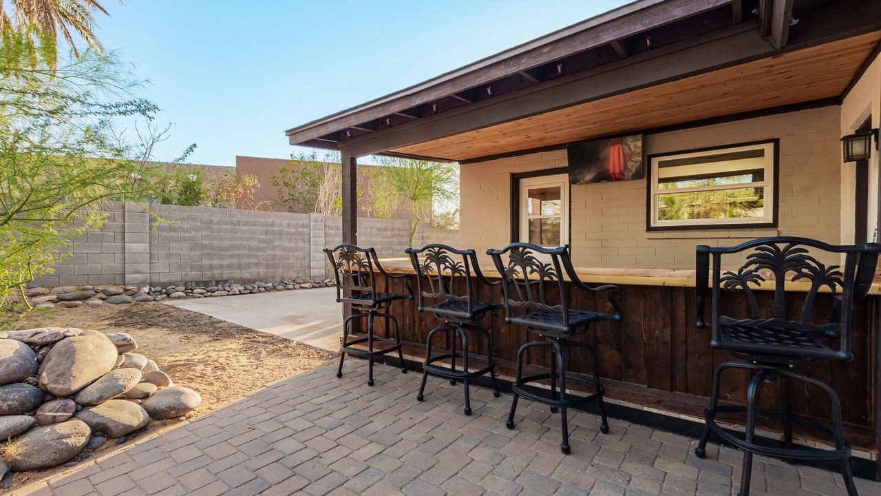 Photo of Patio Balcony in South Mountain