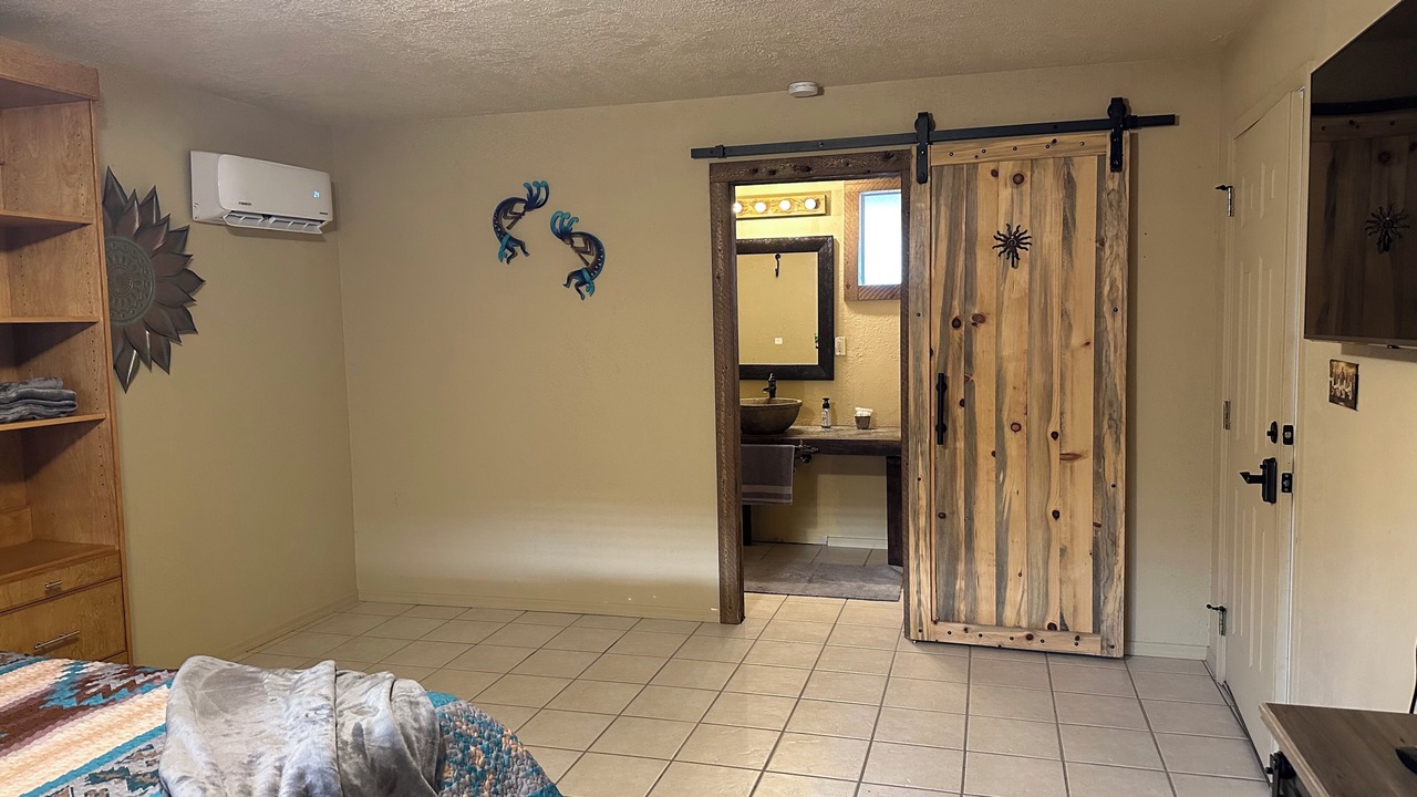 Photo of Bedroom in Foothills