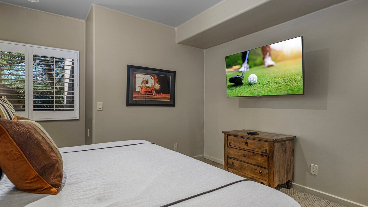 Photo of Bedroom in Pinnacle Peak