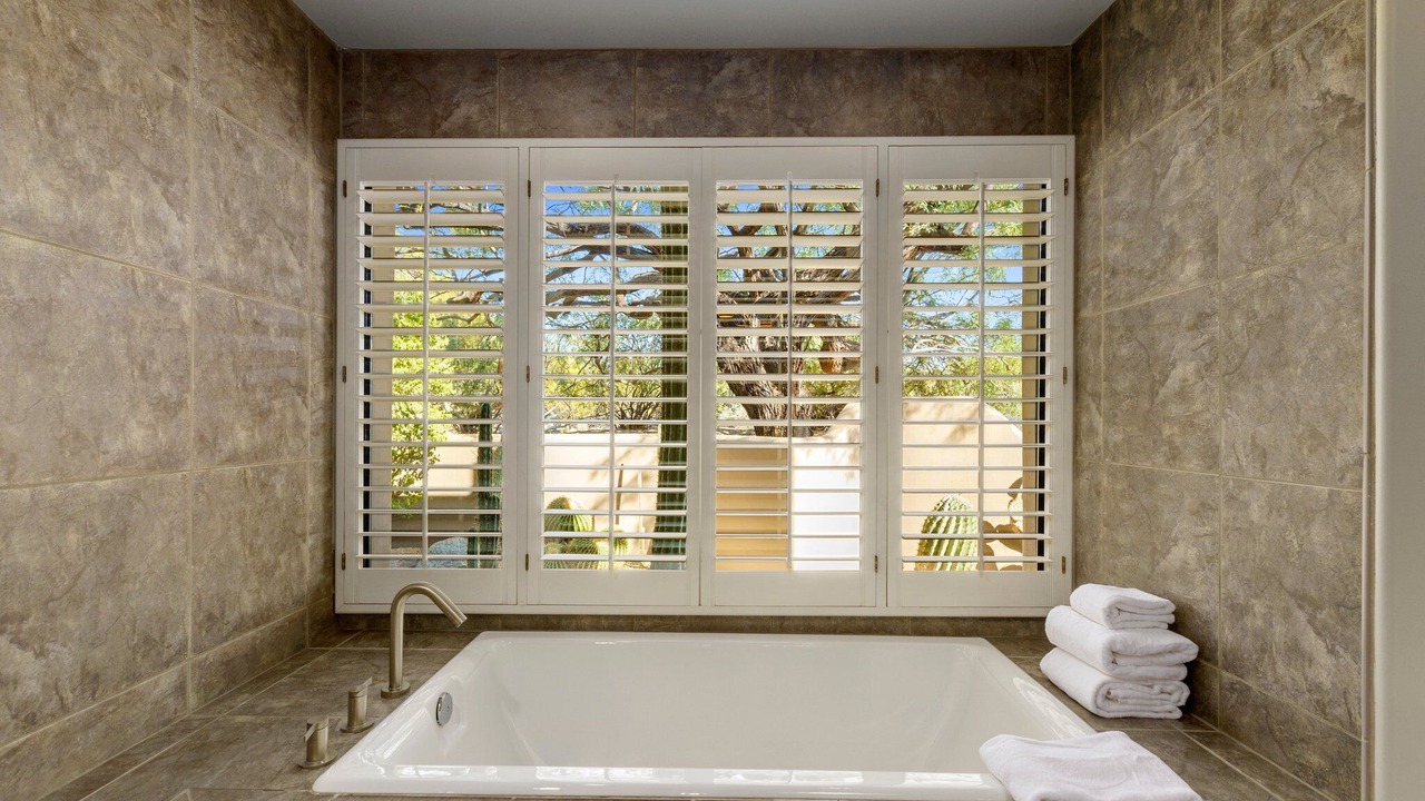 Photo of Bathroom in Pinnacle Peak