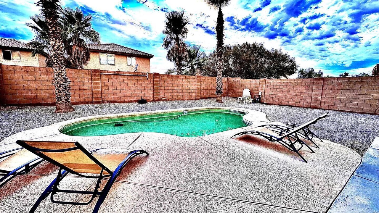 Photo of Outdoor in Sundial
