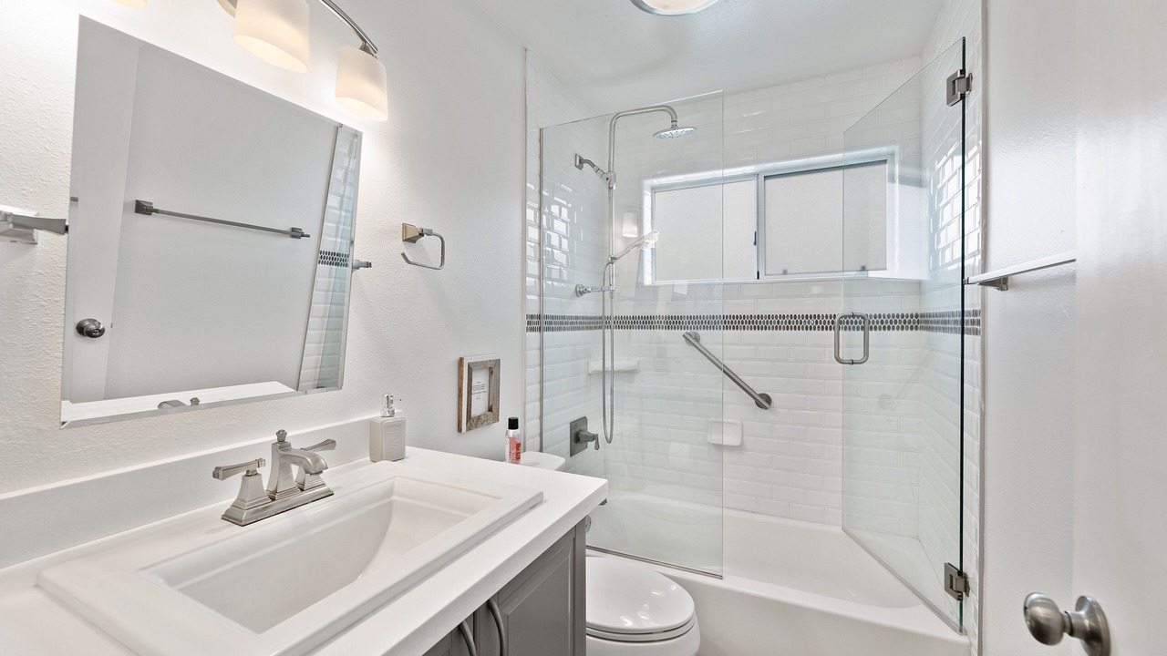 Photo of Bathroom in Village Grove