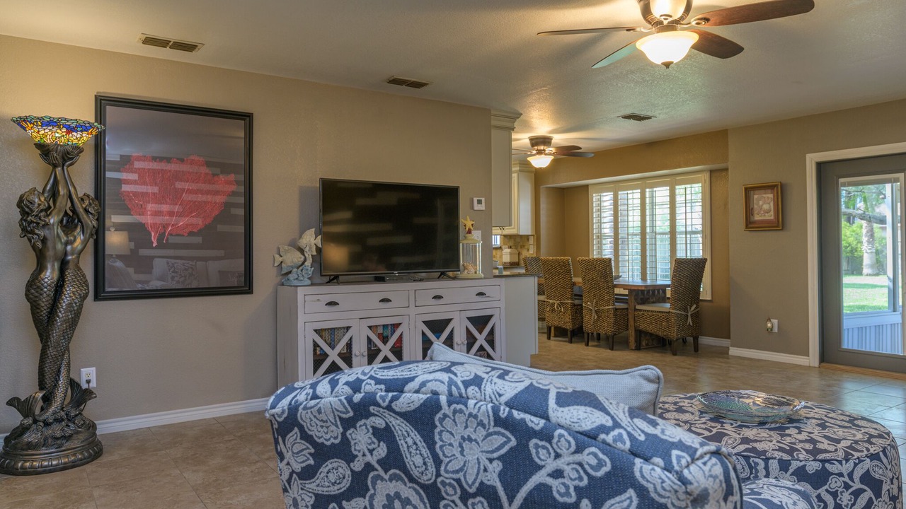 Photo of Livingroom in Laguna Vista