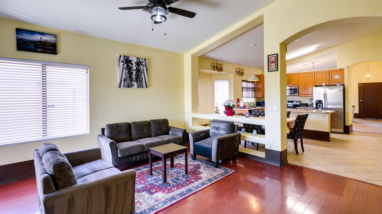 Photo of Livingroom in Alhambra