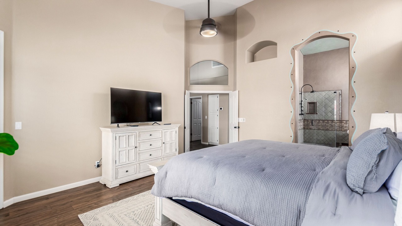 Photo of Bedroom in Foothills Club West