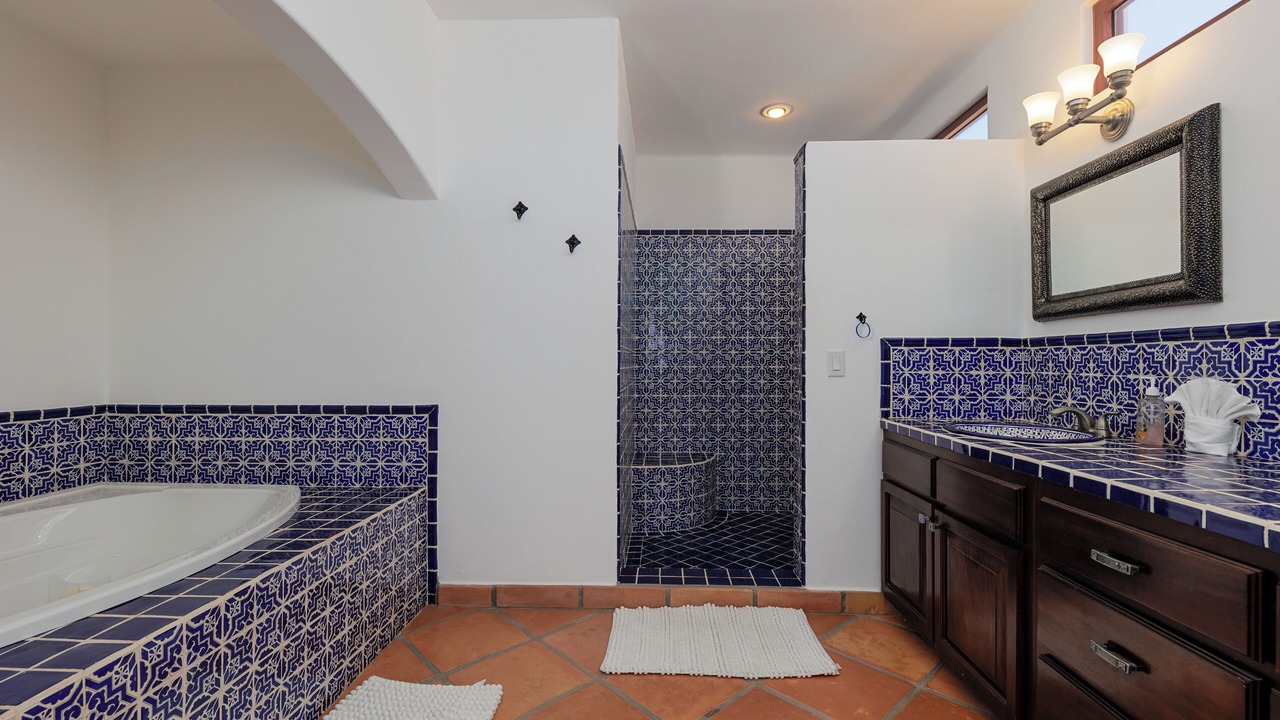 Photo of Bathroom in Buenavista