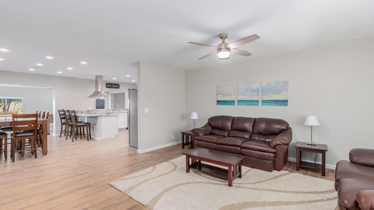 Photo of Livingroom in North Mountain