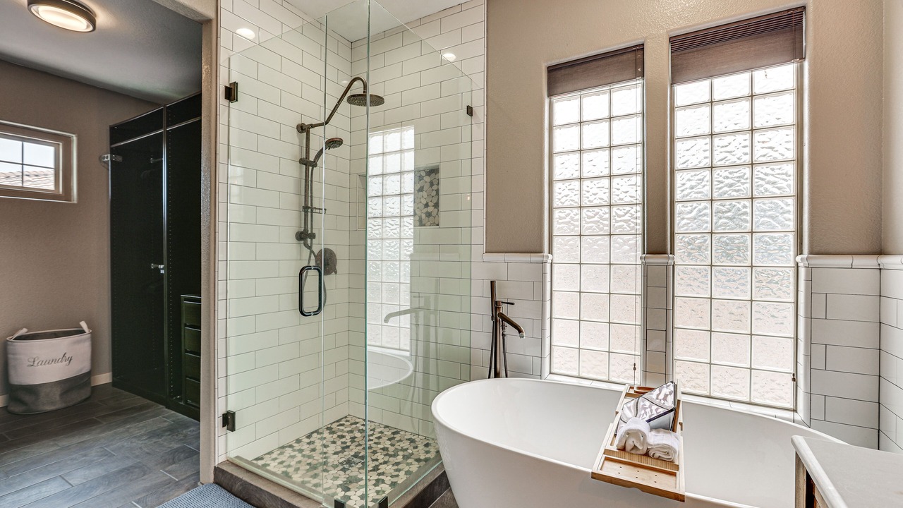 Photo of Bathroom in Palm Valley