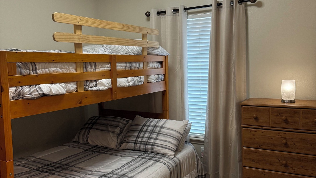 Photo of Bedroom in Brownsville