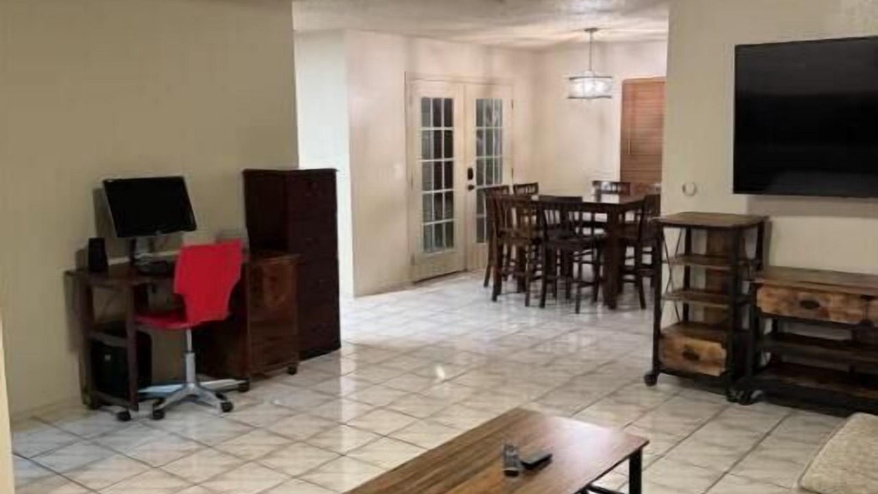 Photo of Livingroom in Brownsville