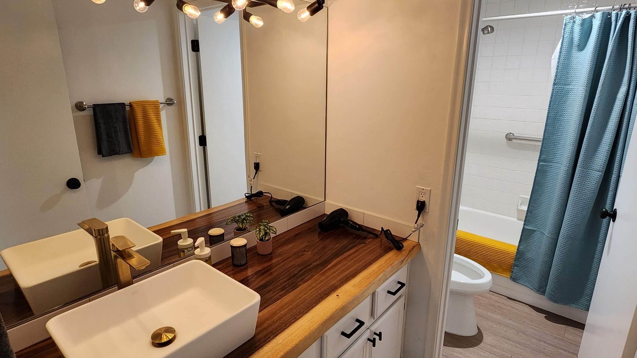 Photo of Bathroom in Cottonwood