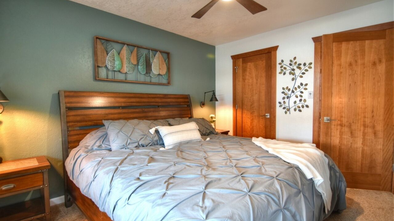 Photo of Bedroom in East Mesa
