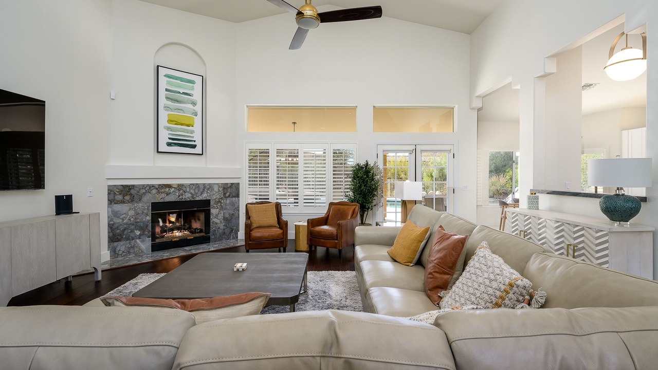 Photo of Livingroom in Troon North