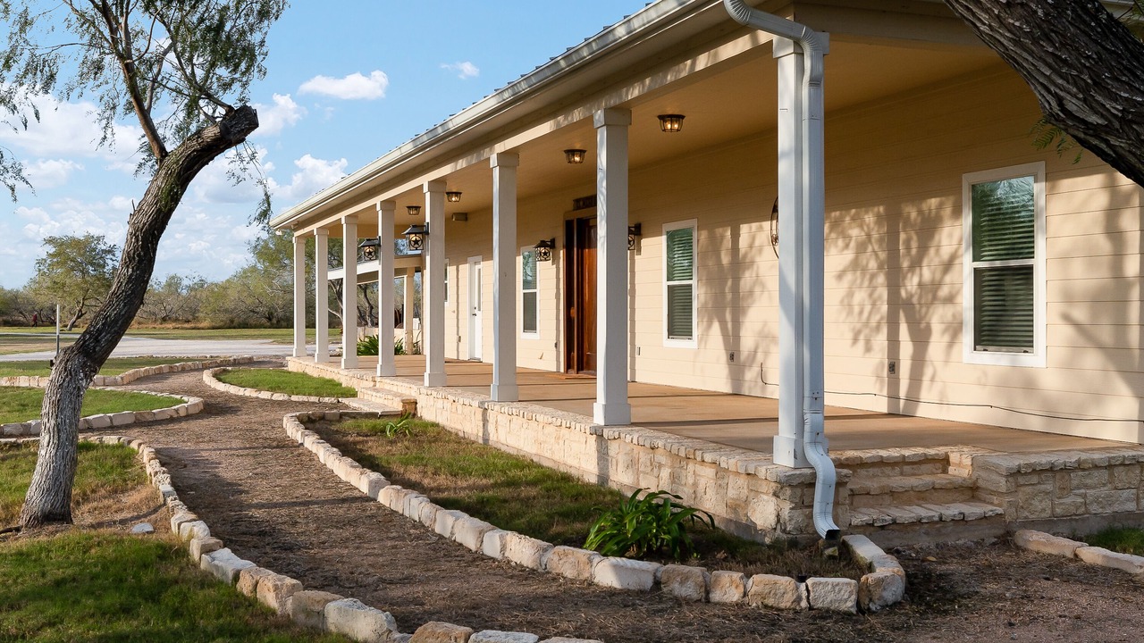 Photo of Outdoor in Raymondville