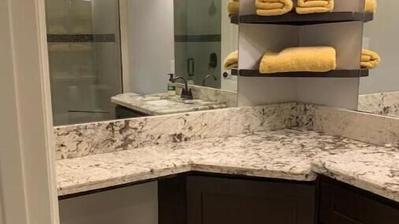 Photo of Bathroom in Olmito