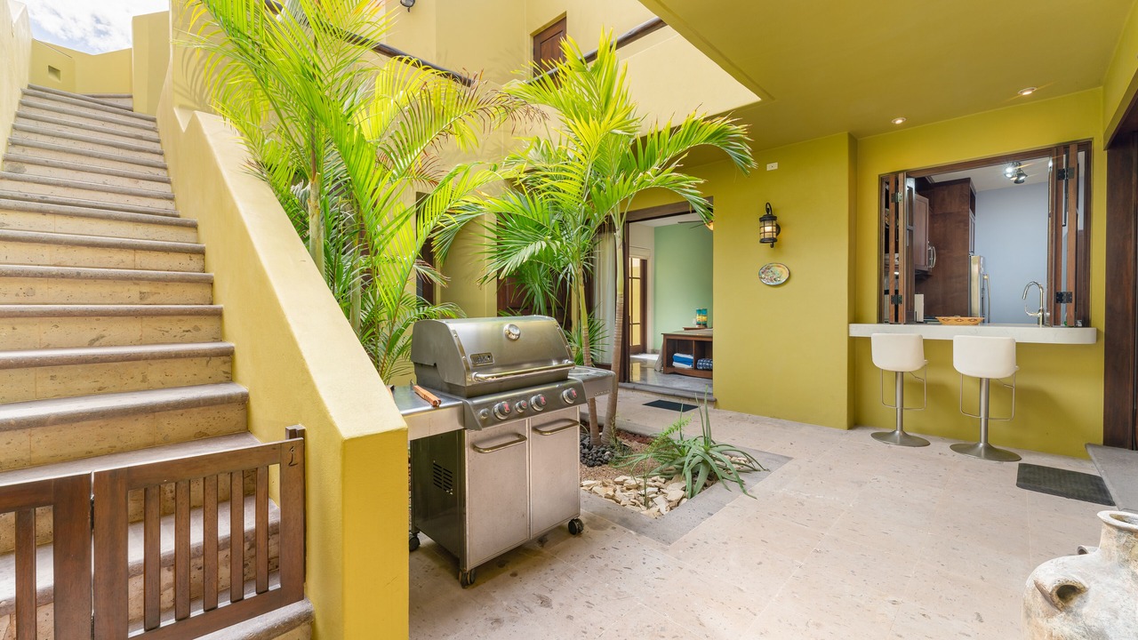 Photo of Outdoor in Nopolo