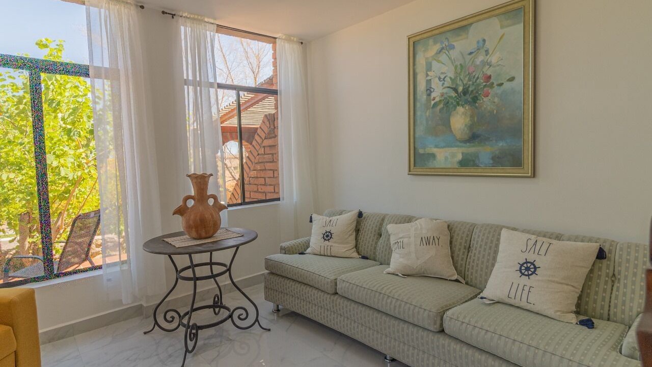 Photo of Livingroom in San Carlos