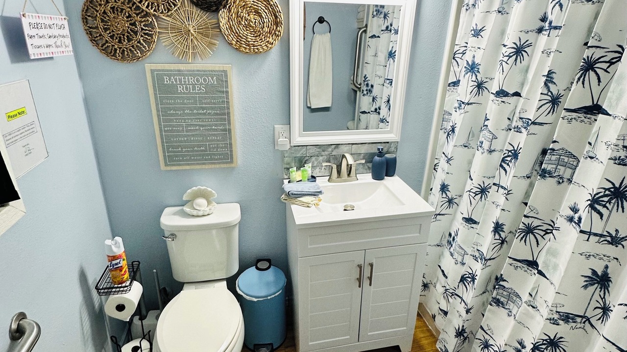 Photo of Bathroom in Arroyo City